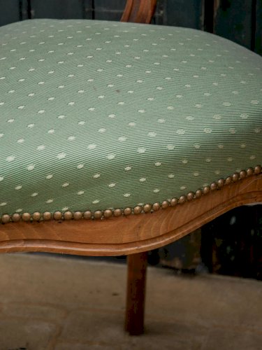 Claude, la chaise verte en bois N°624
