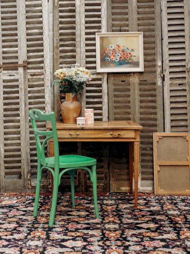 Claude, la chaise verte en bois N°712