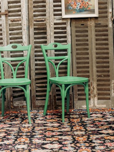 Claude, la chaise verte en bois N°712