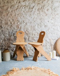 Claude, the pair of wooden chairs No. 362