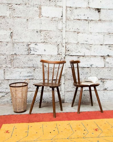 Claude, la paire de chaises en bois N°723