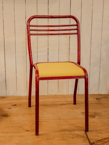 Claude, la paire de chaises en métal N°802