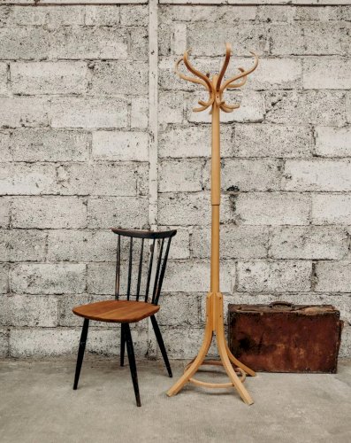 Claude, la paire de chaises Fanett N°871