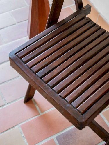 Claude, la paire de chaises pliantes N°858