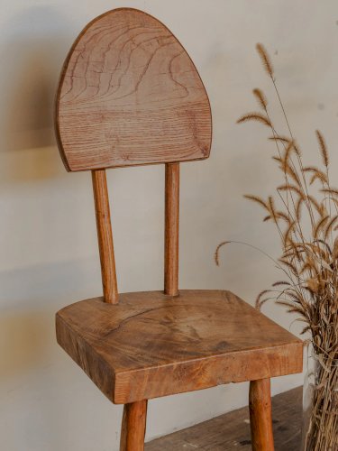Claude, la petite chaise en bois N°966
