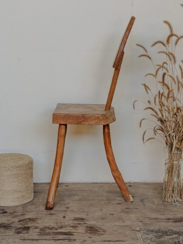 Claude, la petite chaise en bois N°966