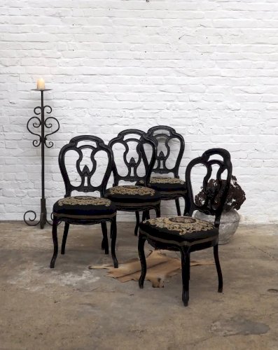 Claude, le lot de 4 chaises en bois et tissu N°955