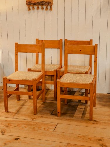 Claude, le lot de 4 chaises en bois N°801