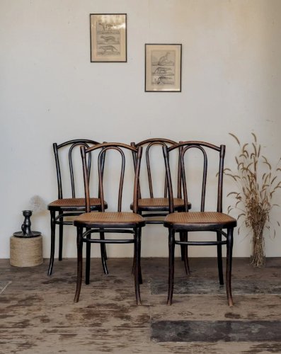 Claude, le lot de 4 chaises Thonet N°965
