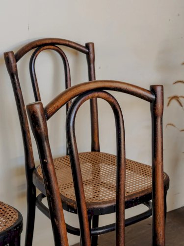 Claude, le lot de 4 chaises Thonet N°965