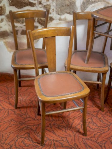 Claude, le lot de 5 chaises en bois N°676