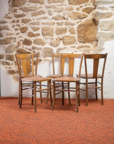 Claude, le lot de 5 chaises en bois N°676