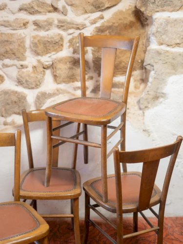 Claude, le lot de 5 chaises en bois N°676