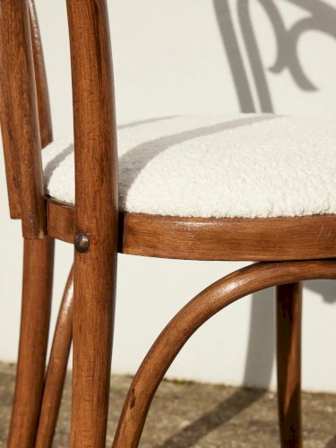 Claude, le lot de 6 chaises en bois N°784