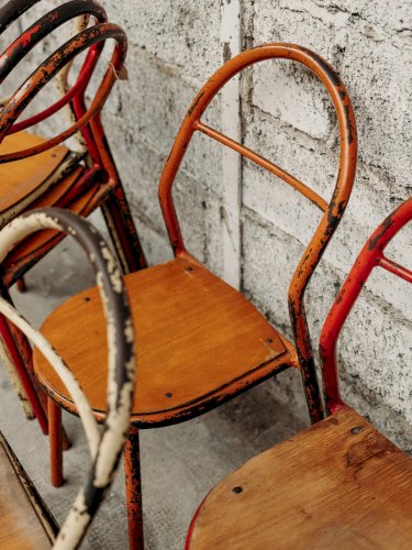 Claude, le lot de 6 chaises en métal N°728