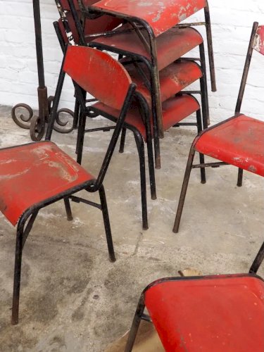 Claude, le lot de 9 chaises patinées N°1024