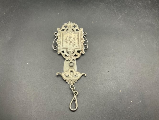 Clavet, Crochet Ancien pour Châtelaine où Chaîne de Montre à Gousset.