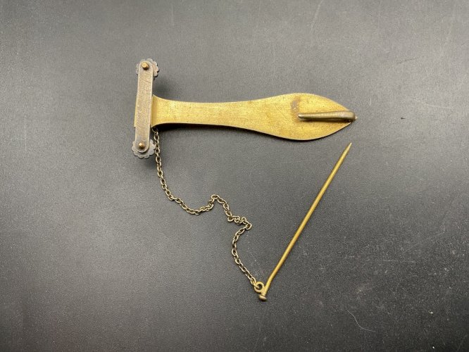 Clavette Chaine de Montre CHATELAINE en Argent vermeil  XIXème .