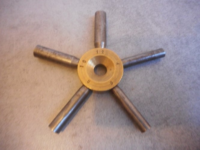 CLE DE PENDULE A 5 TAILLES N° 4 N°6 N°8 N°10 N°12