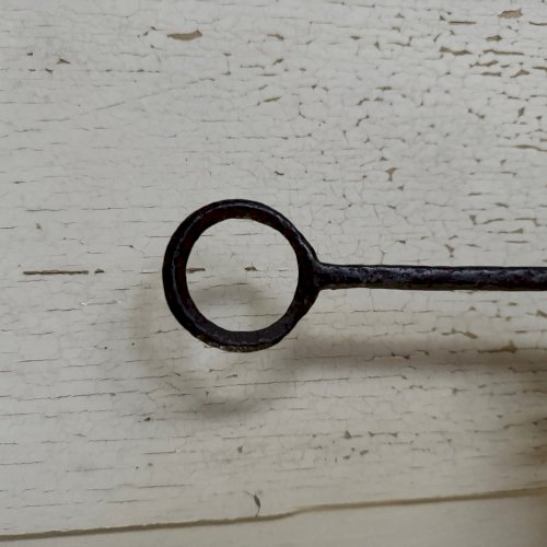 Clé en fer forgé Haute Époque curiosité M3654