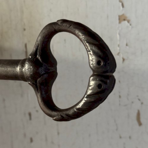 Clé en fer forgé Haute Époque M3656