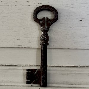 Clé en fer forgé Haute Époque M3658