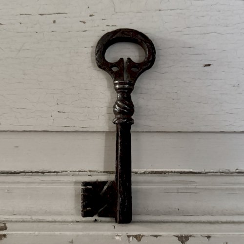 Clé en fer forgé Haute Époque M3658