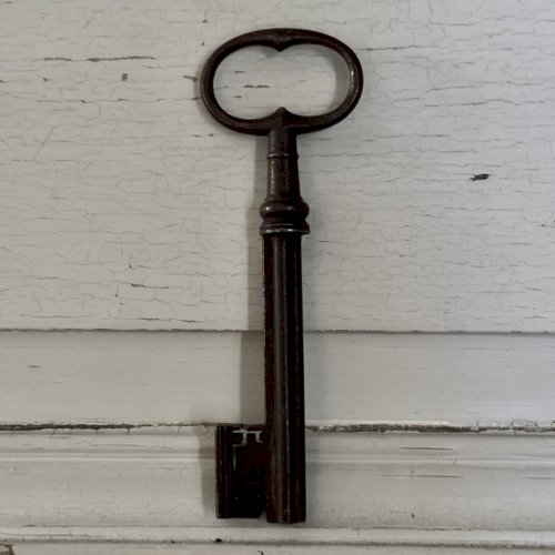 Clé en fer forgé Haute Époque M3662