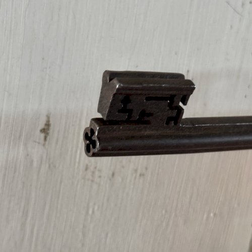 Clé en fer forgé Haute Époque M3662