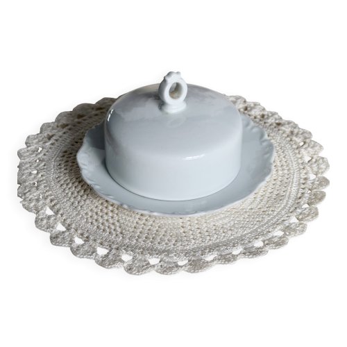 Cloche à beurre vintage en porcelaine blanche