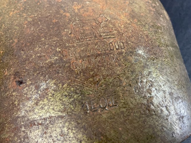 Cloche d’alpage sonnaille Devouassoud n° 2 Chamonix