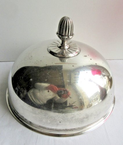Cloche de restaurant XIXème, couvre plat rond métal argenté, Napoléon III, 22 cm