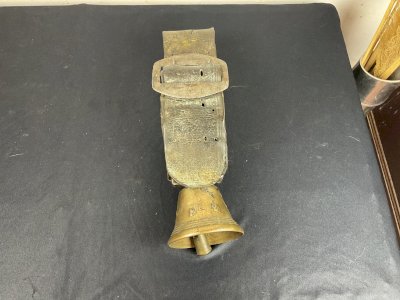 CLOCHE DE VACHE BRONZE & COLLIER CUIR , SONNAILLE ALPAGE