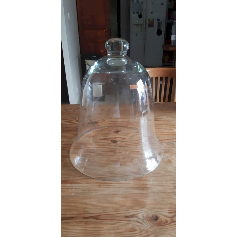 Petit Plat à Cloche Ancien En Verre Moulé Transparent - Présentoir Ou Décoration