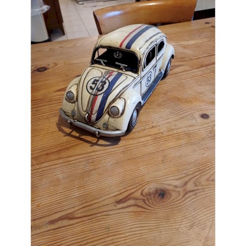 Coccinelle Vintage en Métal