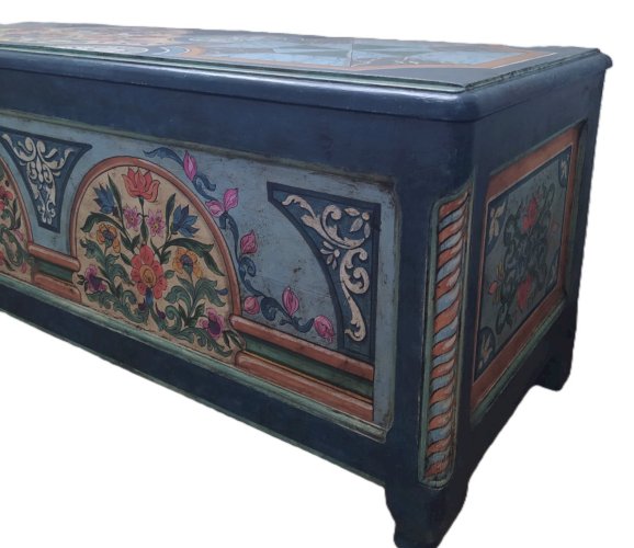 Coffre banc polychrome