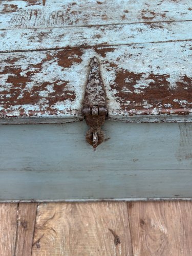 coffre -table basse en teck birman ave patine dorigine