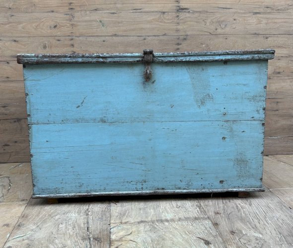 coffre -table basse en teck birman ave patine dorigine