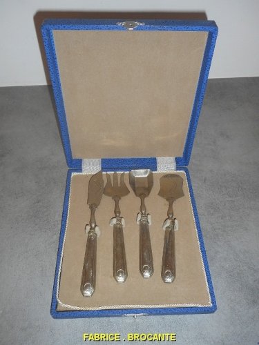 COFFRET A MIGNARDISES ART DECO