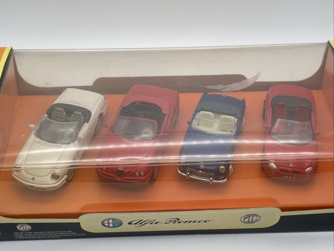 Coffret Alfa Roméo / MG 1/43 Newray