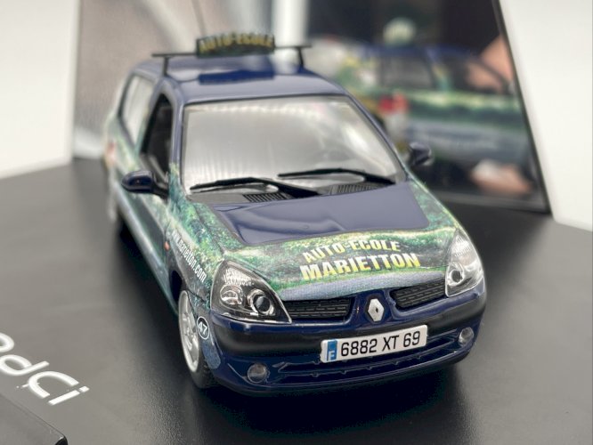 Coffret Auto-école Marietton Renault Clio 1.9 DCI 1/43 Norev
