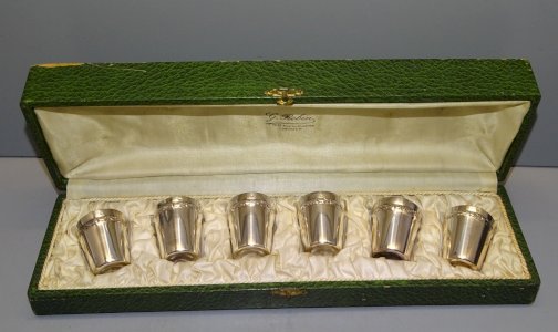 - SET with 6 SILVER METAL SHOT GLASSES Hallmark Silversmith P.F. DISPLAY D
