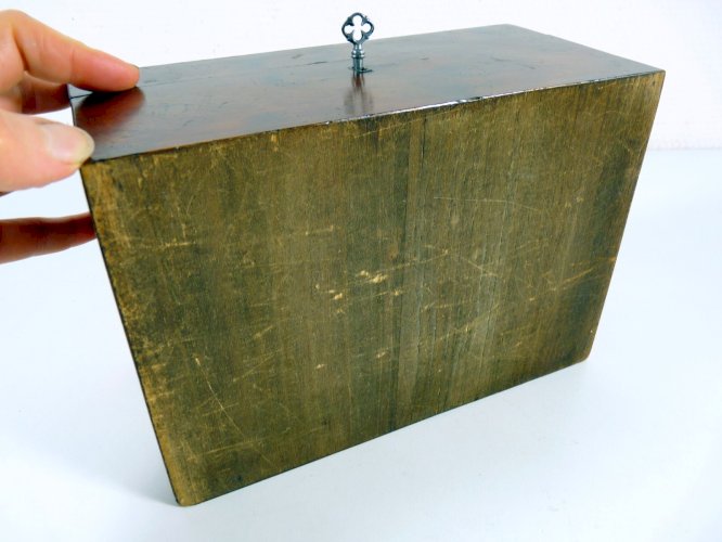 Coffret bijoux loupe d'orme marqueterie boule Napoléon III capitonné satin clé
