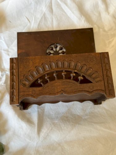 Coffret breton en bois vintage