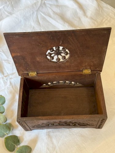 Coffret breton en bois vintage