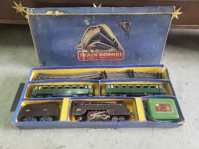 COFFRET DE TRAIN HORNBY MECCANO 4-1 E