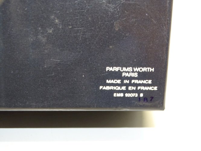 -COFFRET  FLACON LALIQUE DANS LA NUIT WORTH PARIS PARFUM COLLECTION VITRINE   D