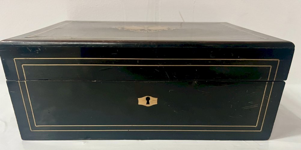 Coffret Napoléon III en poirier noirci XIX siècle