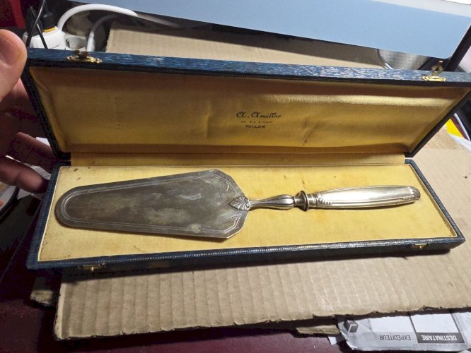 Coffret Pelle A Tarte  Métal Blanc Ou Argenté