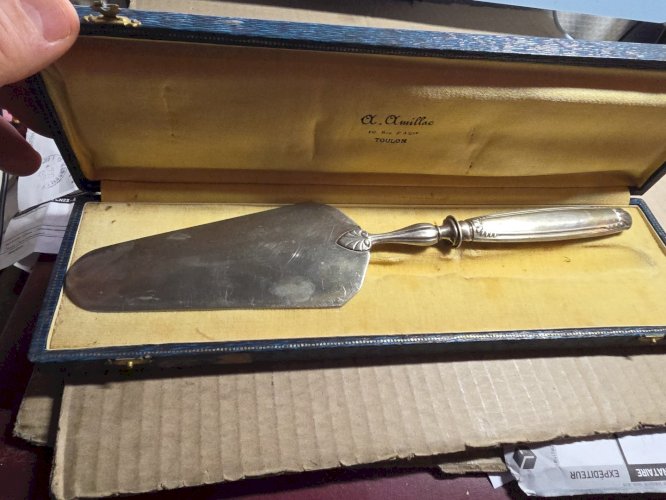 Coffret Pelle A Tarte  Métal Blanc Ou Argenté